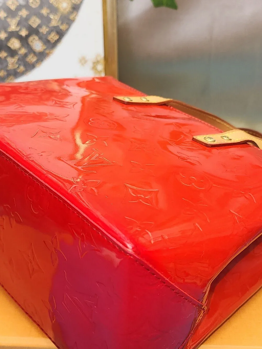 Authentic Louis Vuitton Vernis Reade PM Rouge W/ Box, Dust Bag & LV P.O.P